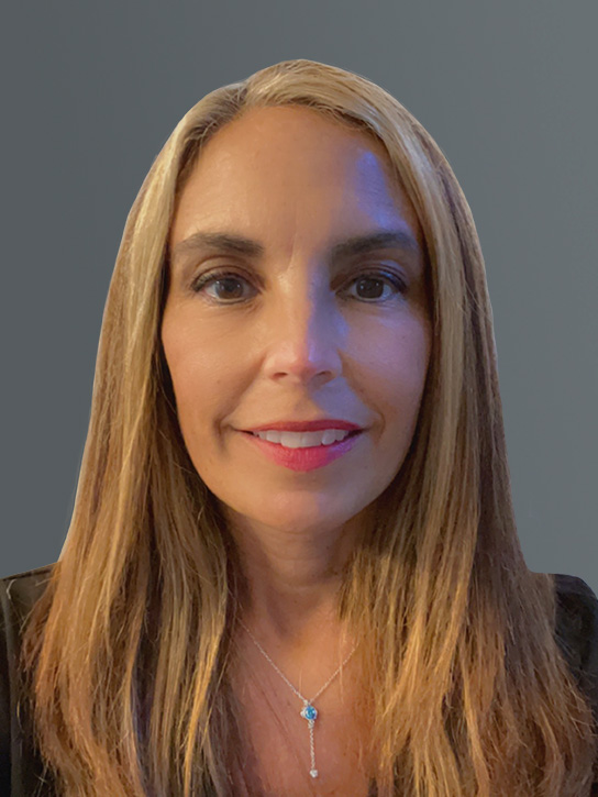 Headshot of Lisa Kuveikis AGNP 