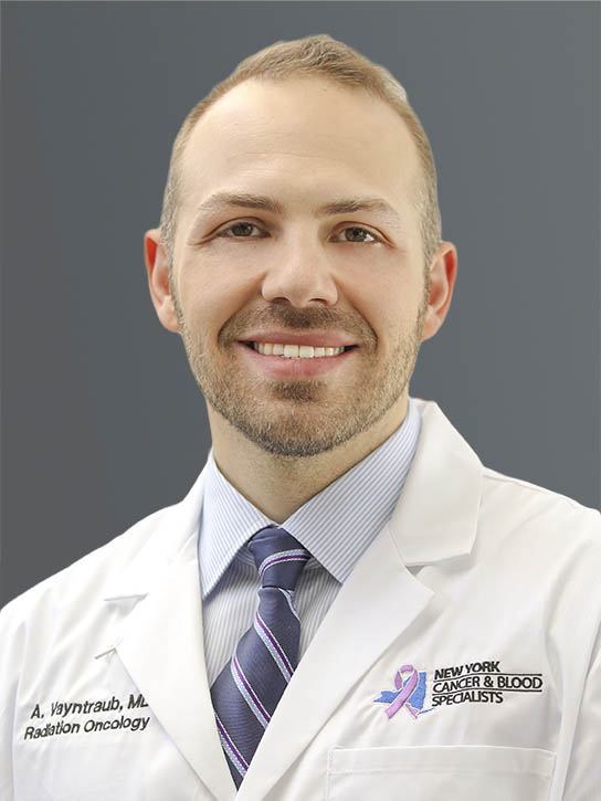 Headshot of Dr. Aleksander Vayntraub MD 